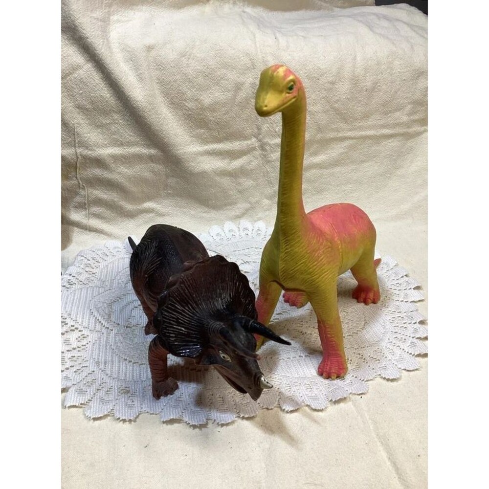 Vintage 1985 Imperial Rubber Dinosaurs Triceratops & Brachiosaurus